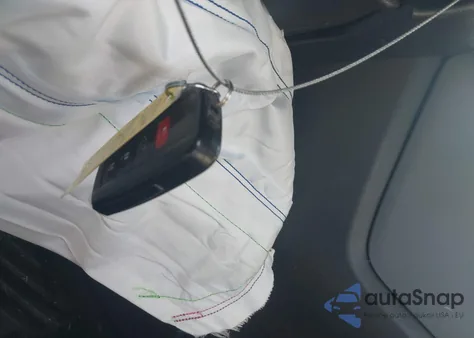 2022 Toyota Highlander Xle z USA, uszkodzony, nr VIN 5TDGZRAH2NS092326